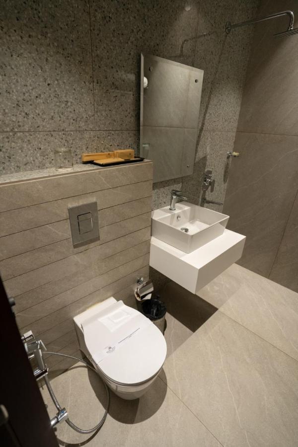 Hotel Smily Ludhiana Ngoại thất bức ảnh