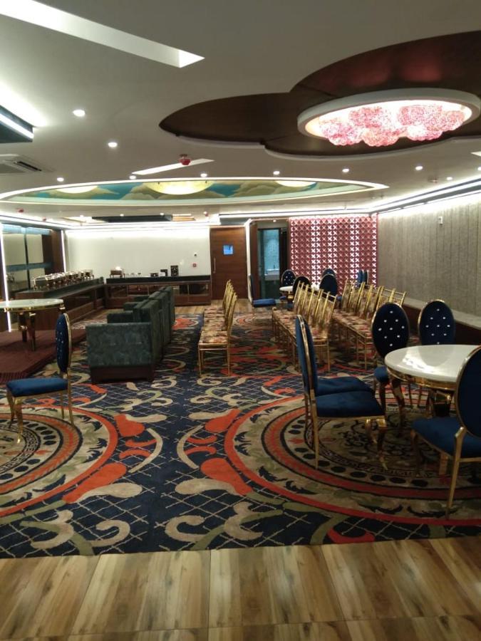 Hotel Smily Ludhiana Ngoại thất bức ảnh