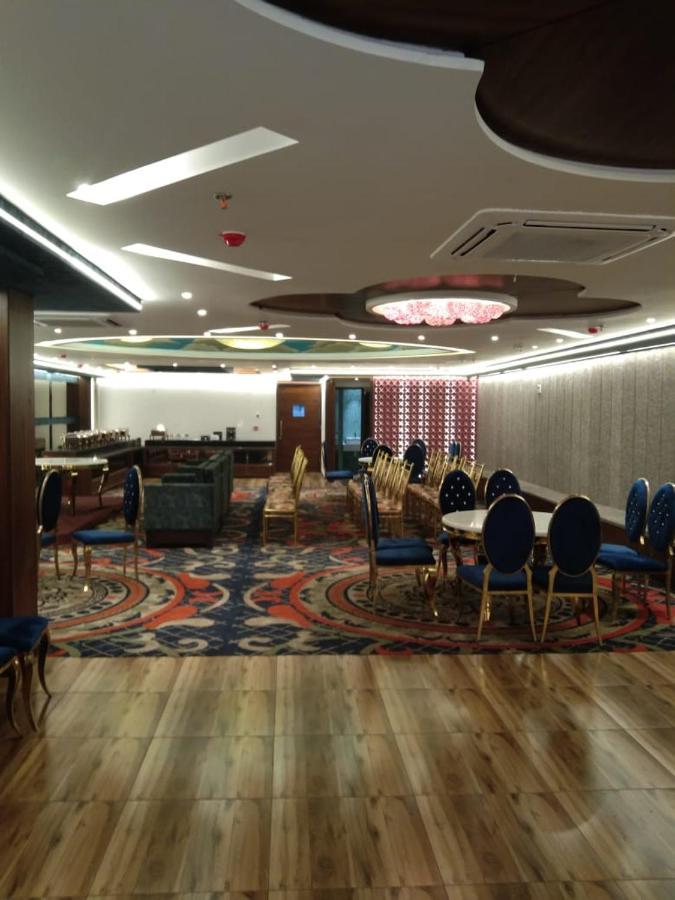 Hotel Smily Ludhiana Ngoại thất bức ảnh