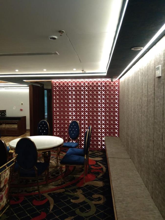 Hotel Smily Ludhiana Ngoại thất bức ảnh